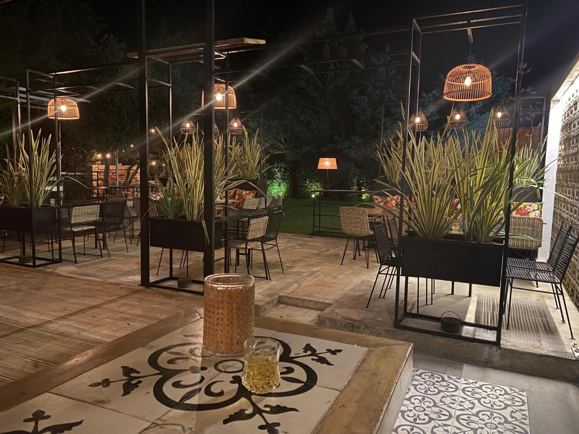 Messini Hotel Exterior photo